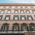 Trecento Hotel