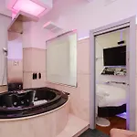 Trecento Hotel 3*